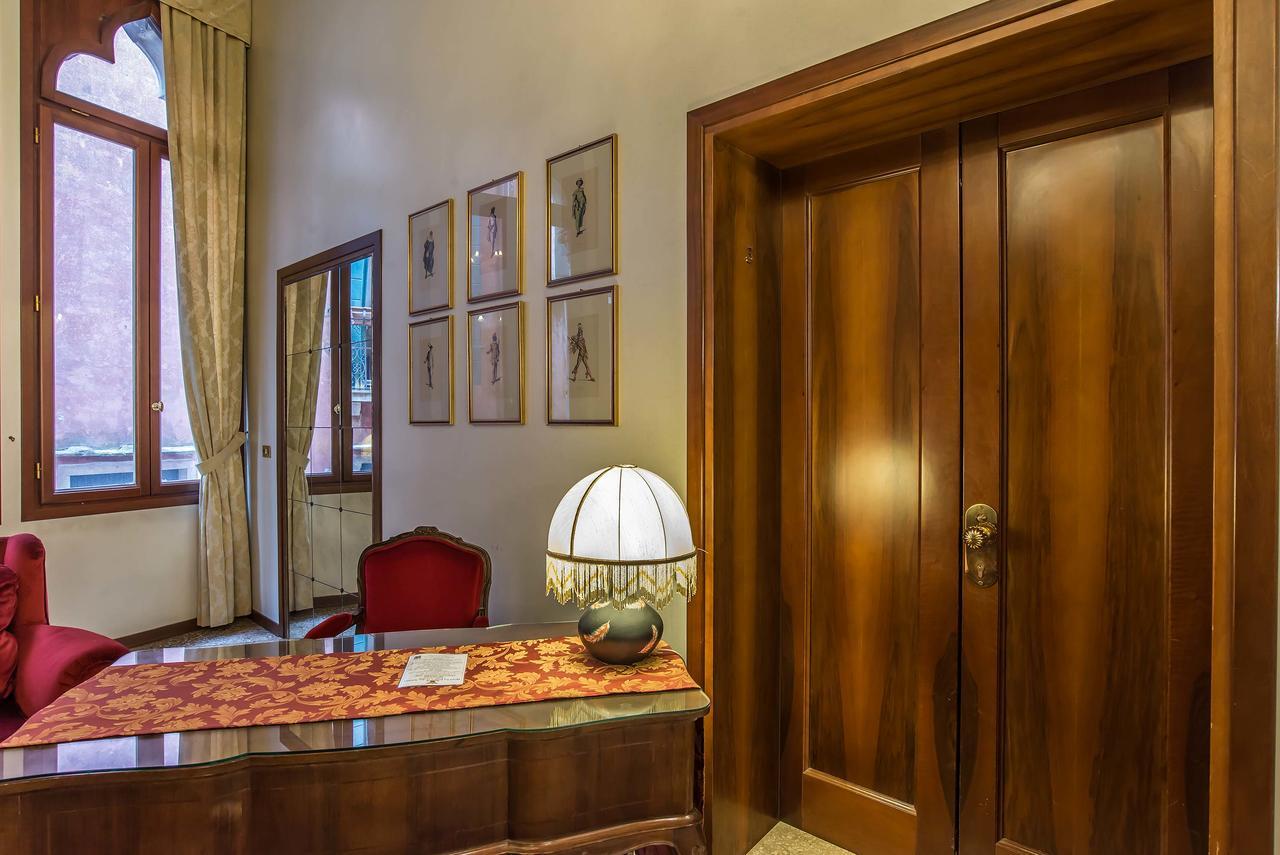 Hotel Piccola Fenice Veneza Exterior foto