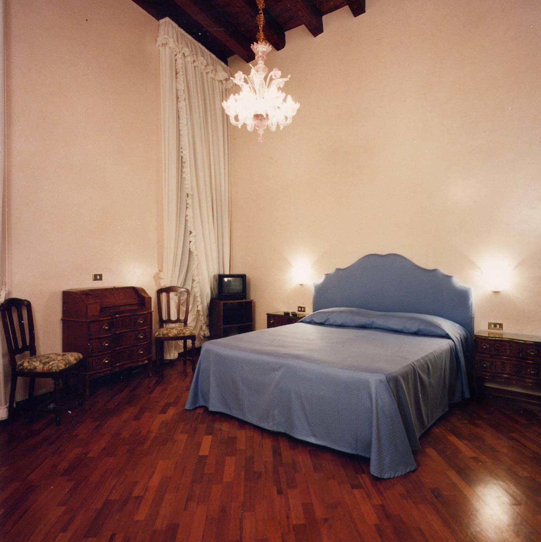 Hotel Piccola Fenice Veneza Quarto foto